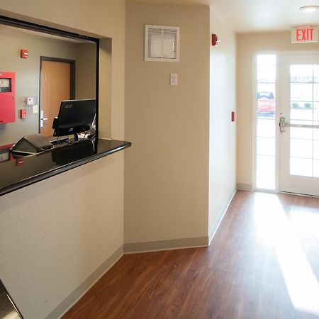 Woodspring Suites Topeka Exteriér fotografie
