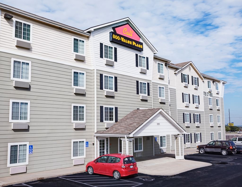 Woodspring Suites Topeka Exteriér fotografie