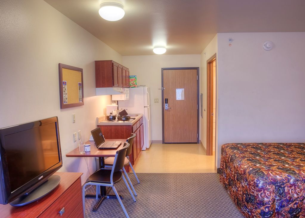 Woodspring Suites Topeka Pokoj fotografie