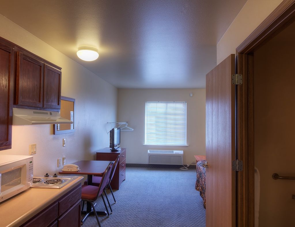 Woodspring Suites Topeka Pokoj fotografie