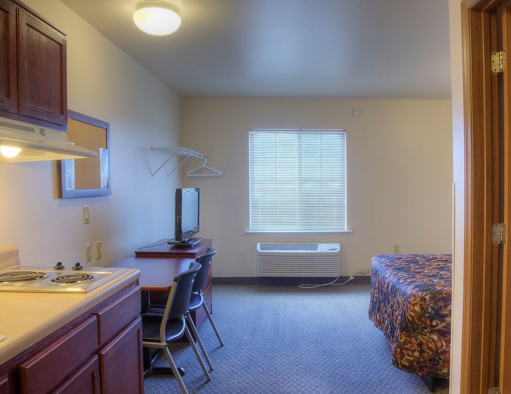 Woodspring Suites Topeka Pokoj fotografie
