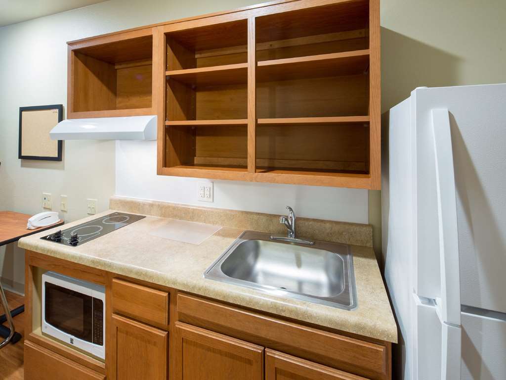 Woodspring Suites Topeka Pokoj fotografie