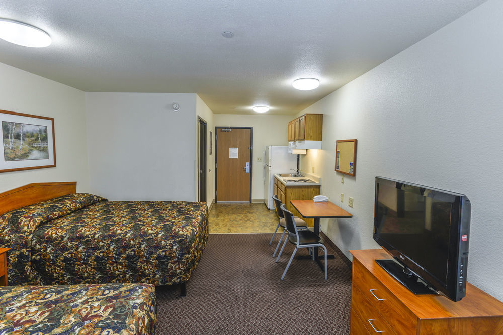 Woodspring Suites Topeka Exteriér fotografie