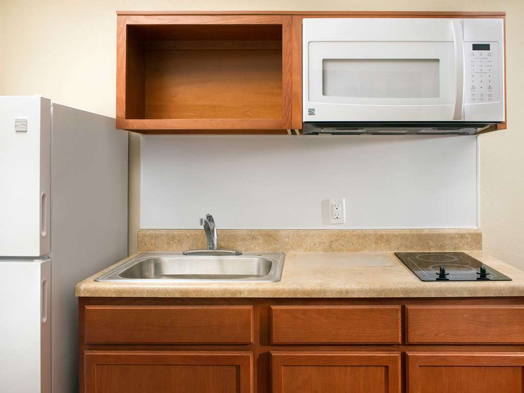 Woodspring Suites Topeka Pokoj fotografie